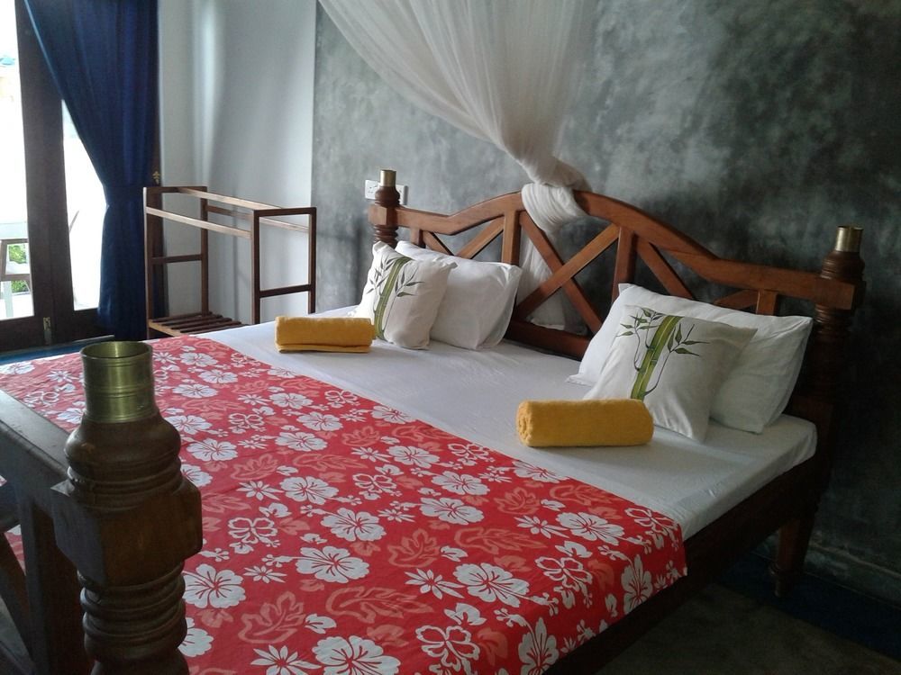 โอเชียน ริช ฮอลิเดย์ Hotel มิริสซา ภายนอก รูปภาพ