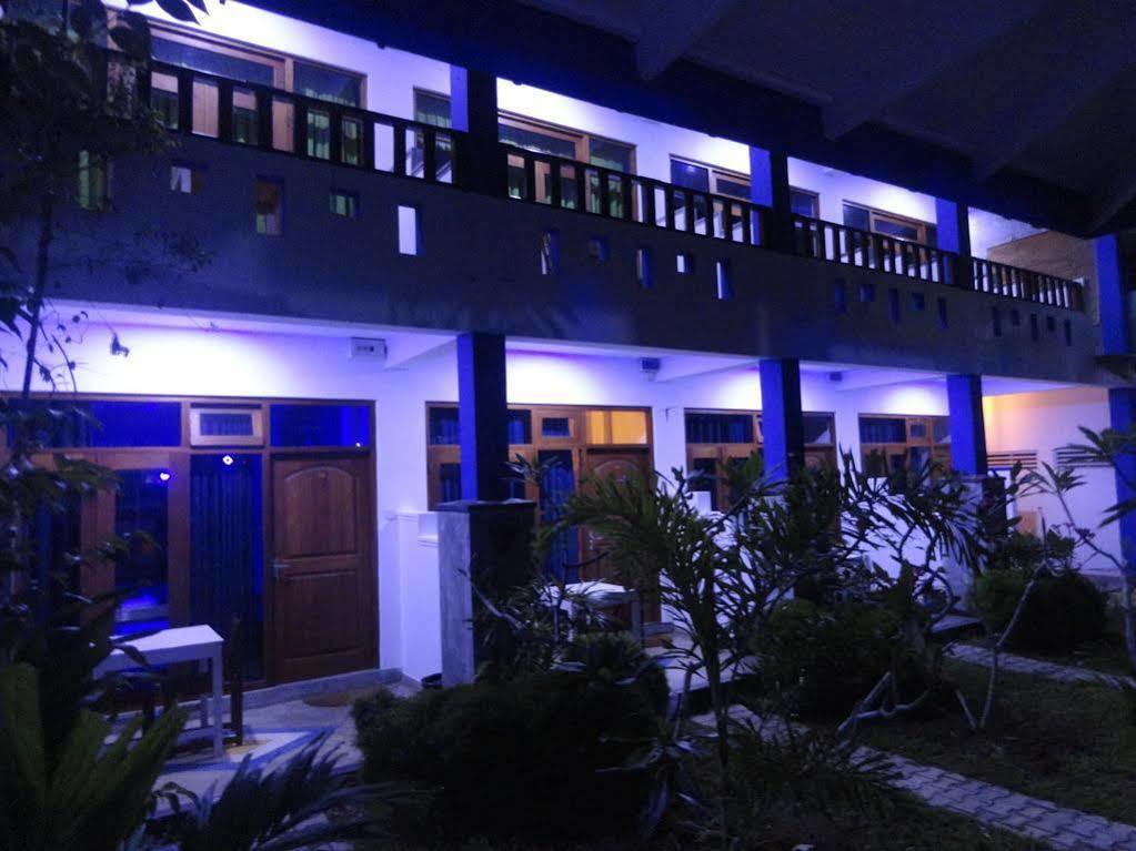 โอเชียน ริช ฮอลิเดย์ Hotel มิริสซา ภายนอก รูปภาพ