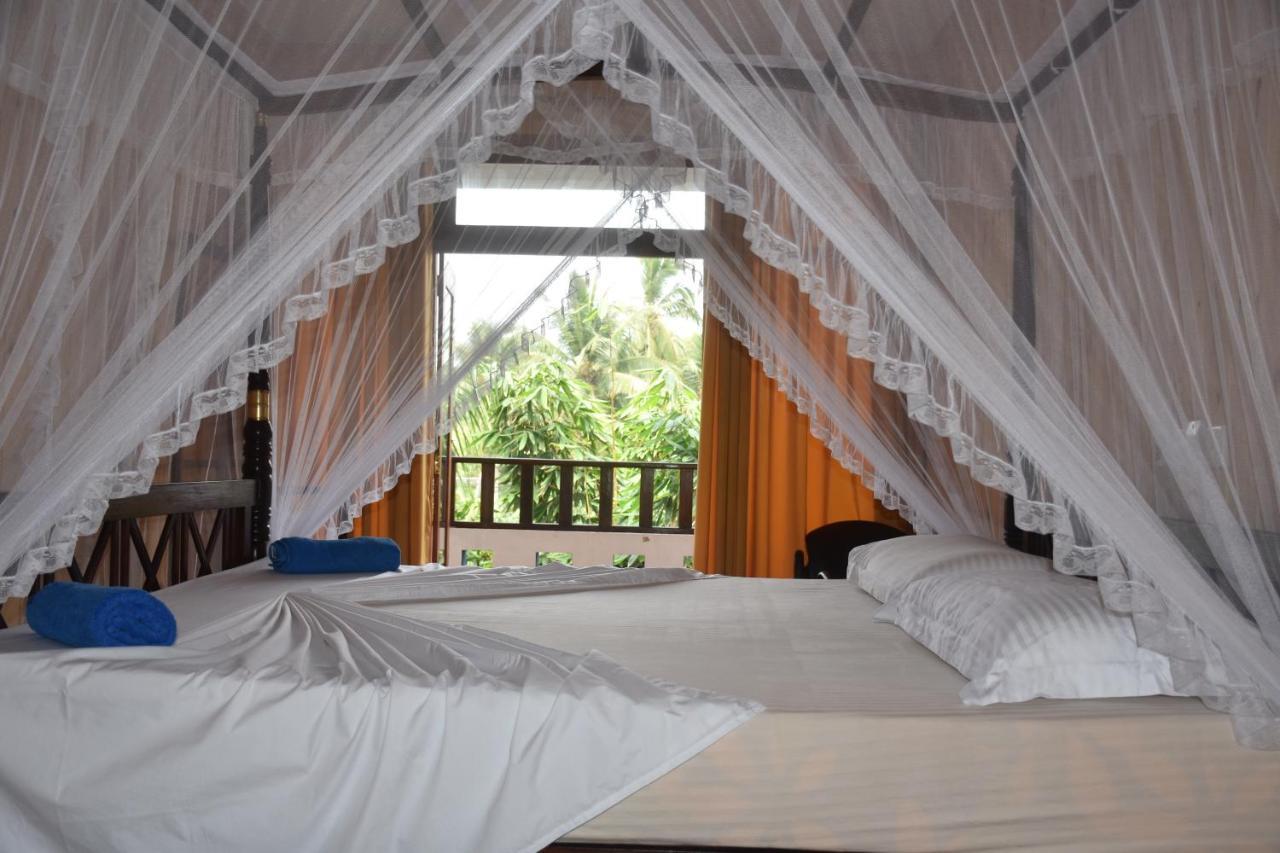 โอเชียน ริช ฮอลิเดย์ Hotel มิริสซา ภายนอก รูปภาพ