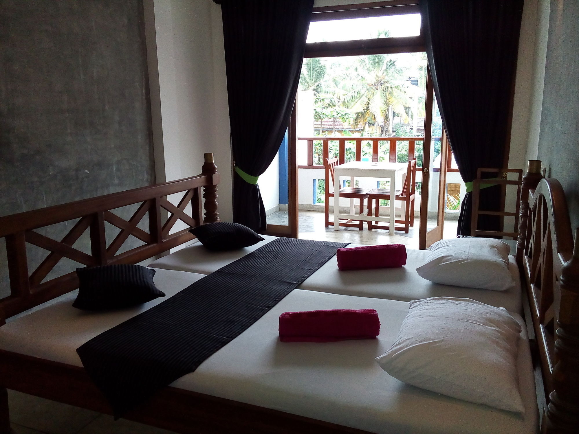 โอเชียน ริช ฮอลิเดย์ Hotel มิริสซา ภายนอก รูปภาพ