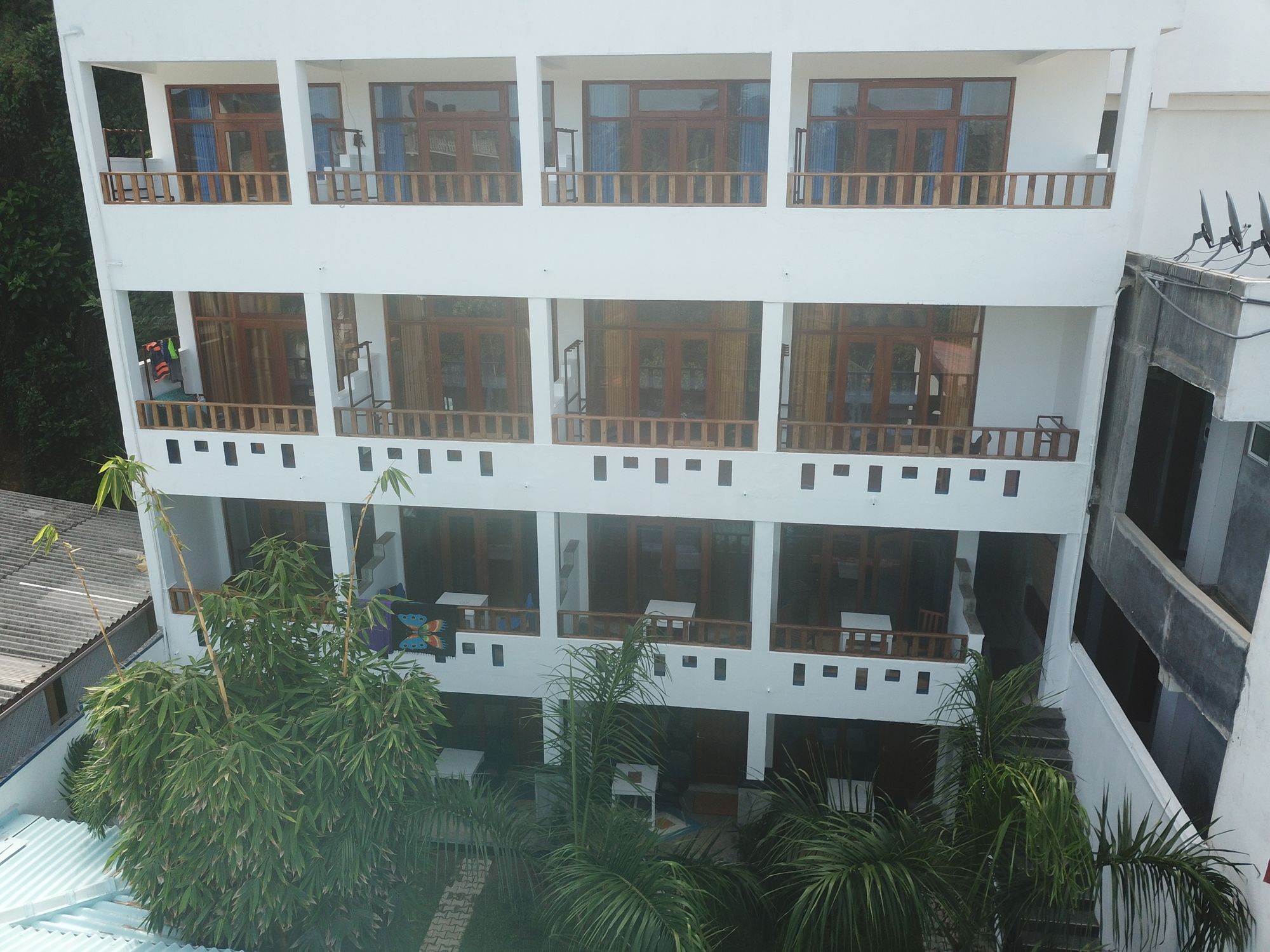 โอเชียน ริช ฮอลิเดย์ Hotel มิริสซา ภายนอก รูปภาพ